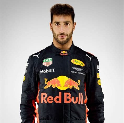 Ricciardo'nun performansında düşüş, koltuğu tehlikede. Lawson, beklemeye alındı, Red Bull sezon sonuna kadar değerlendirme yapacak.