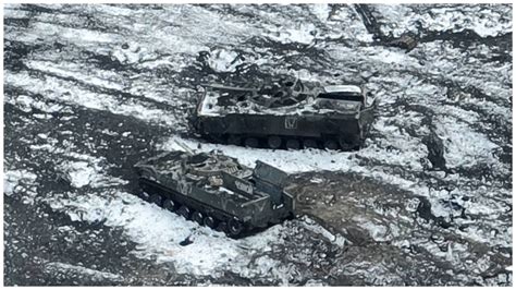 قامت اللواء الهجومية الثالثة للجيش الأوكراني بنشر فيديو لاشتباك ليلي في أفدييفكا باستخدام مركبات القتال البرية M2 Bradley ، حيث تم إلحاق خسائر بالعدو.