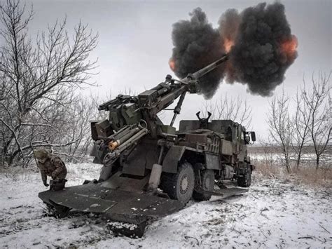 القوات الدفاع الأوكرانية تدمر منظومة بوك-M2 الروسية في منطقة الجبهة.