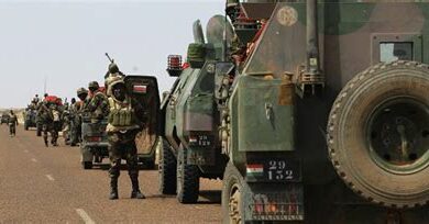 الولايات المتحدة تبدأ خططاً لانسحاب قواتها من جمهورية النيجر بعد محادثات مع رئيس الوزراء ونائب وزير الخارجية الأمريكي وبدء حوارات عن الخطوات القادمة.