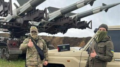 ألمانيا تزوّد أوكرانيا بمساعدات عسكرية تشمل ذخيرة ومركبات مُدرعة ونظام دفاع جوي Skynex بدون ذكر أسباب محددة للمساعدة.