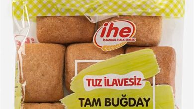 رئيس بلدية إزمير يخفض سعر الخبز من 7 إلى 5 ليرة تركية.