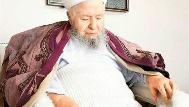 وفاة شيخ جمعية إسماعل آغا، حسن كليج، عن عمر يناهز 94 عامًا، مع تعازي وتصريحات من عدة شخصيات ومؤسسات.
