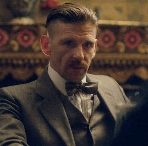 الممثلة ريبيكا فيرجسون تنضم إلى فيلم Peaky Blinders على Netflix، وسيكون من تأليف ستيفن نايت وإخراج توم هاربر بإنتاج BBC Films.