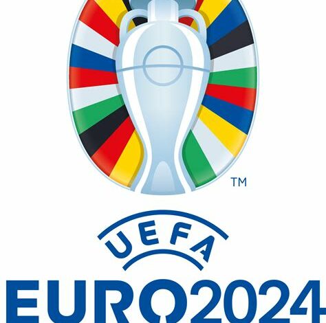 تركيب شاشة عملاقة في ينيكنت، قبرص، لبث مباريات UEFA Euro 2024، بالتعاون مع بلدية غونيالي الكوي وراديو جوك، الجمهور متحمس للاستضافة.