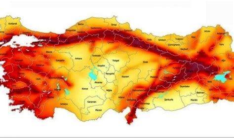 زلازل بقوة 3.7 و3.5 درجة تضرب ملاطية في باتالغازي ودوغان شهير. الأولى عمقها 12.66 كم، وتحدثت AFAD عن الزلزالين دون إشارة إلى أسباب التوجه.