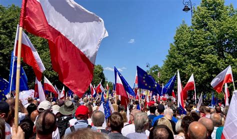 قيادة الأركان العامة للقوات المسلحة البولندية تبدأ حملة ضد تضليل روسيا، تحذر من إستخدامها لتكتيكات الأخبار الزائفة.