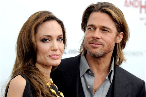 ابن Angelina Jolie و Brad Pitt يُصاب في حادث دراجة هوائية بلوس أنجلوس. الأسباب غير معروفة. يُعالج في مستشفى لوس أنجلوس.