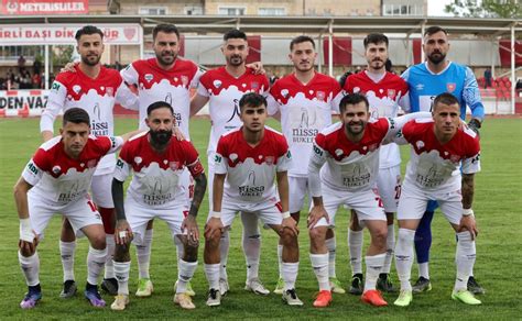 فوز نيفشهير بيليدي سبور 1-0 على إينغول كفكاس سبور في أولى مبارياتهما ضمن دوري الدرجة الثالثة التركي وسط احتجاجات جماهيرية.