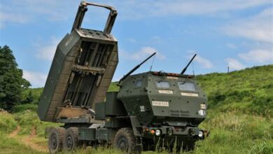 بولندا تبدأ مفاوضات لشراء قاذفات HIMARS من لوكهيد مارتن بعد إتمام محادثات مع كوريا الجنوبية بشأن أنظمة صاروخية مشابهة.